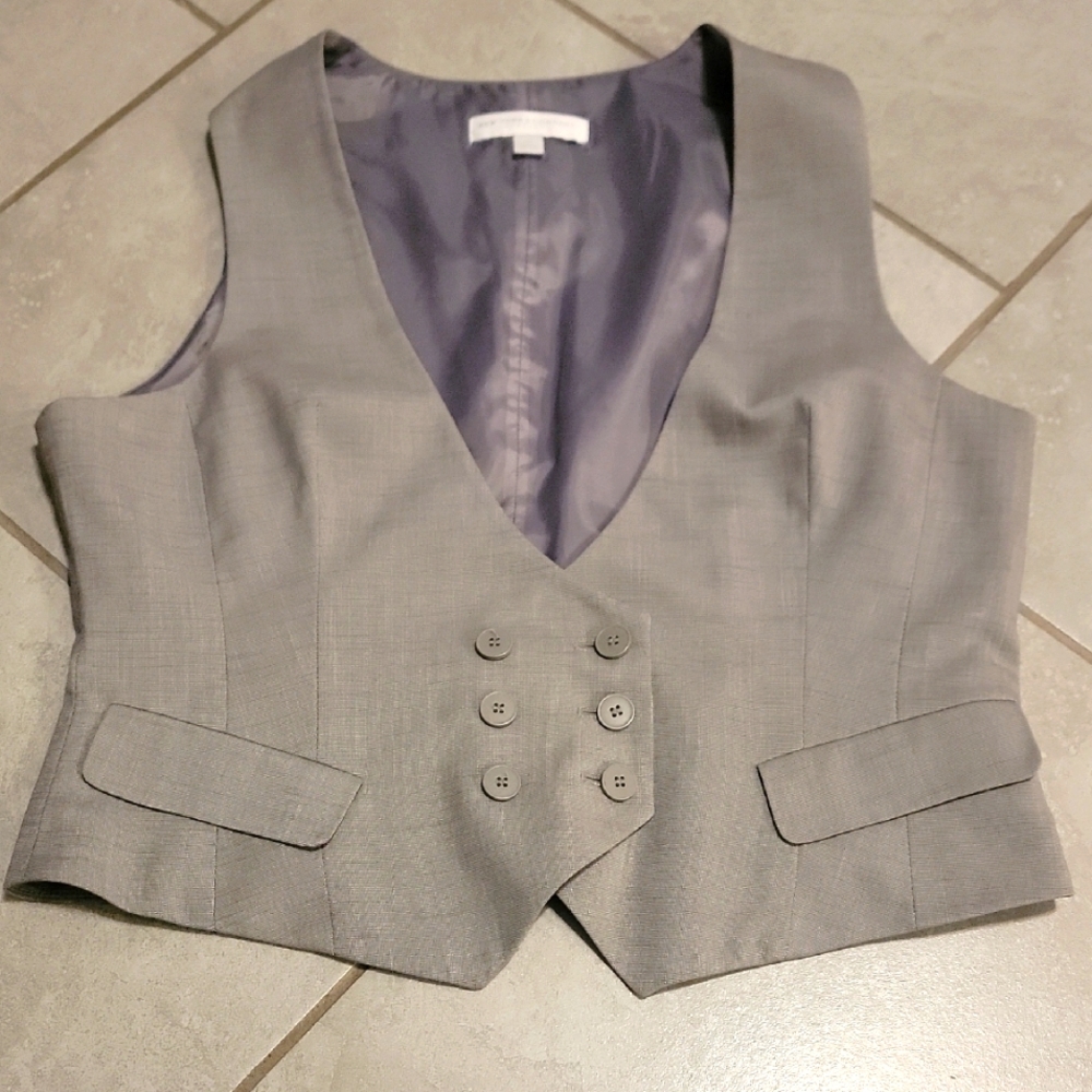 New York & Co Suiting Vest. Grey. Double Breast Size 14. Like New Condition